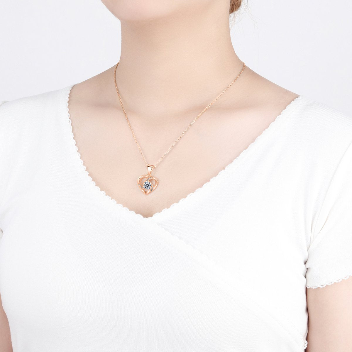 Ponadczasowy wisiorek spiralny